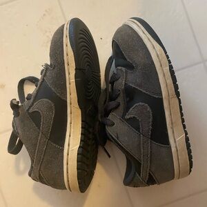 Nike Little Dunk Low in Anthracite Black colorway size 9c toddler shoes